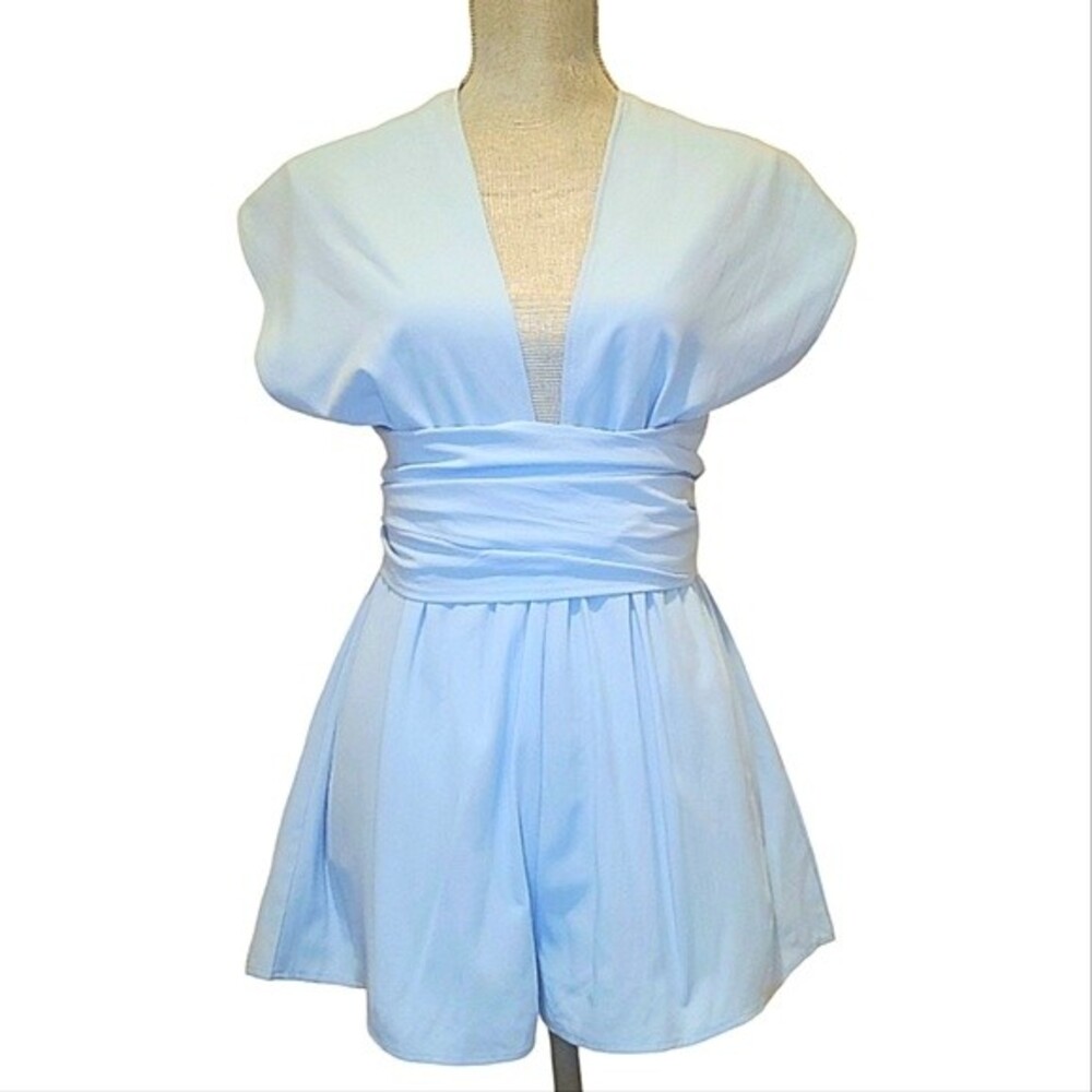 Reverse Fashion Deep V Neck Convertible Halter Romper Medium M